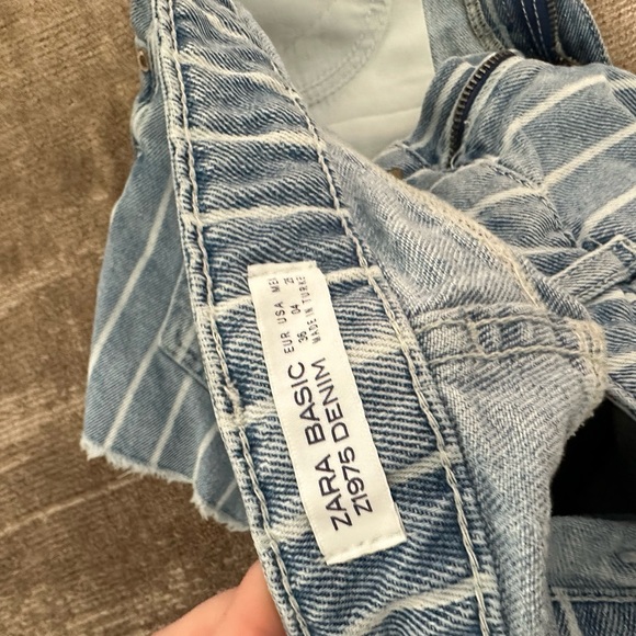 Jean Shorts - Picture 4 of 4